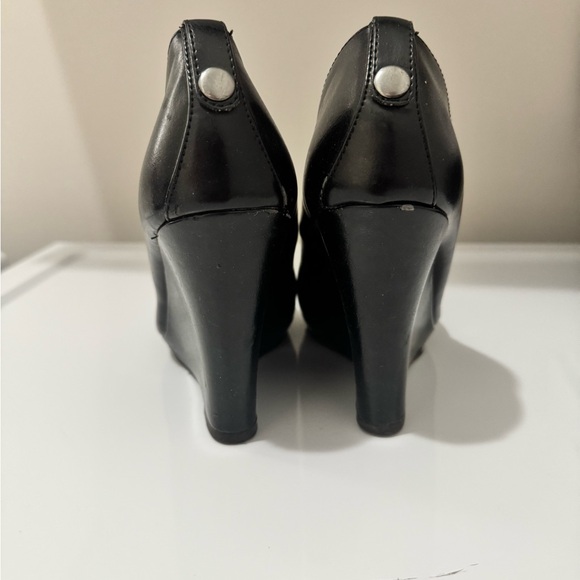 Black wedges for sale! - Picture 3 of 5